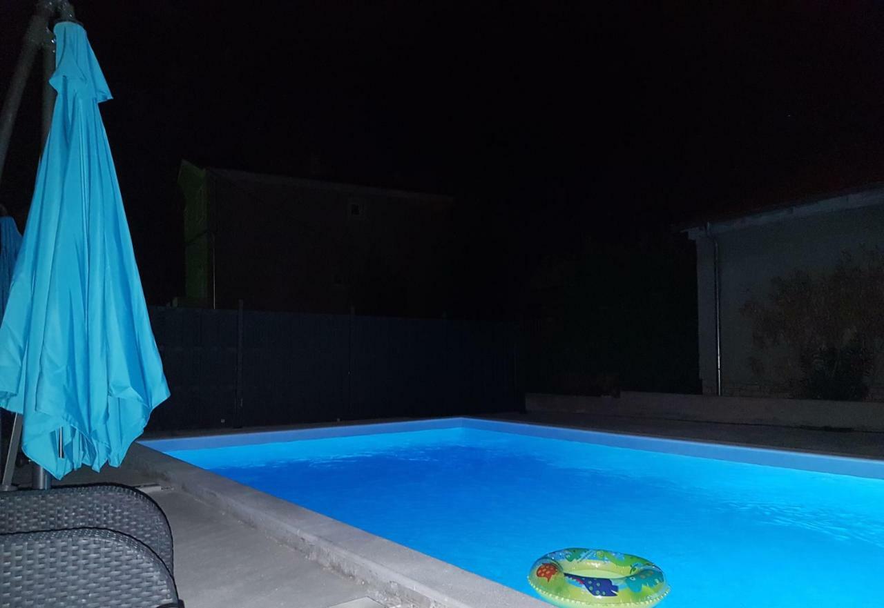 Apartments Star With Pool Biograd Na Moru Luaran gambar